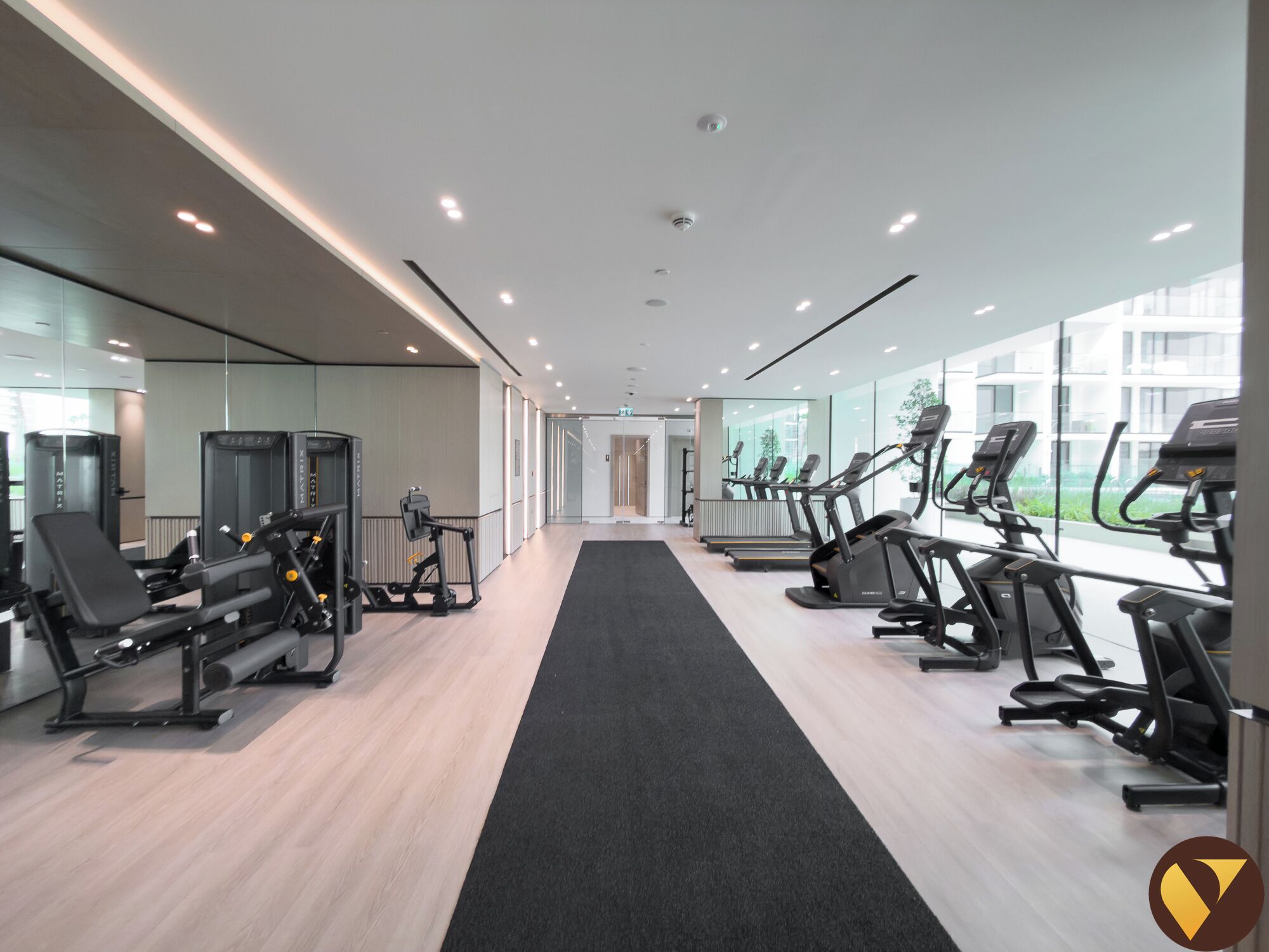 奢华开间, 阳台, 城市景观 | 熨斗/熨衣板、婴儿床、免费 WiFi、床单