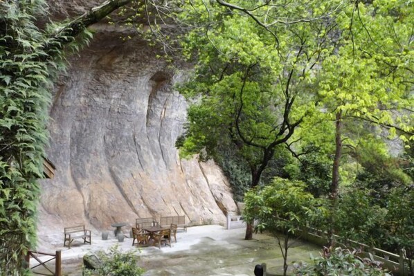 Property grounds - Forest Park Resort (Yueqing)