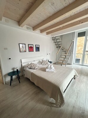 3 camere, ferro/asse da stiro, Wi-Fi, lenzuola