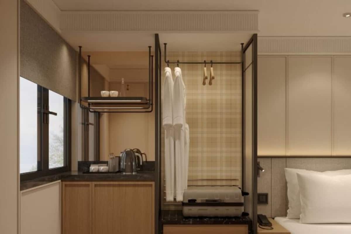 Minibar, in-room safe, blackout curtains, iron/ironing board