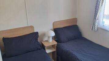 Cottage | 2 bedrooms, individually decorated, individually furnished, free WiFi