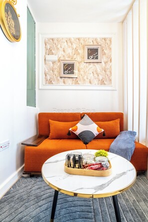 Living area - Modern Chic Studio for memorable Stays. Near Thika Roadmall, Nairobi. (Nairobi)