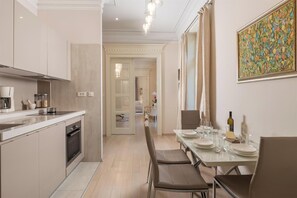 Private kitchen - Villa Sokol- luxurious apartment Sokol 1 in Opatija center (Opatija)