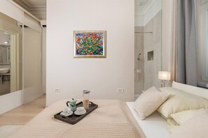 2 bedrooms, WiFi, bed sheets - Villa Sokol- luxurious apartment Sokol 1 in Opatija center (Opatija)