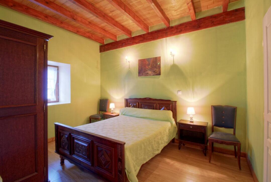 3 habitaciones, tabla de planchar con plancha y wifi 