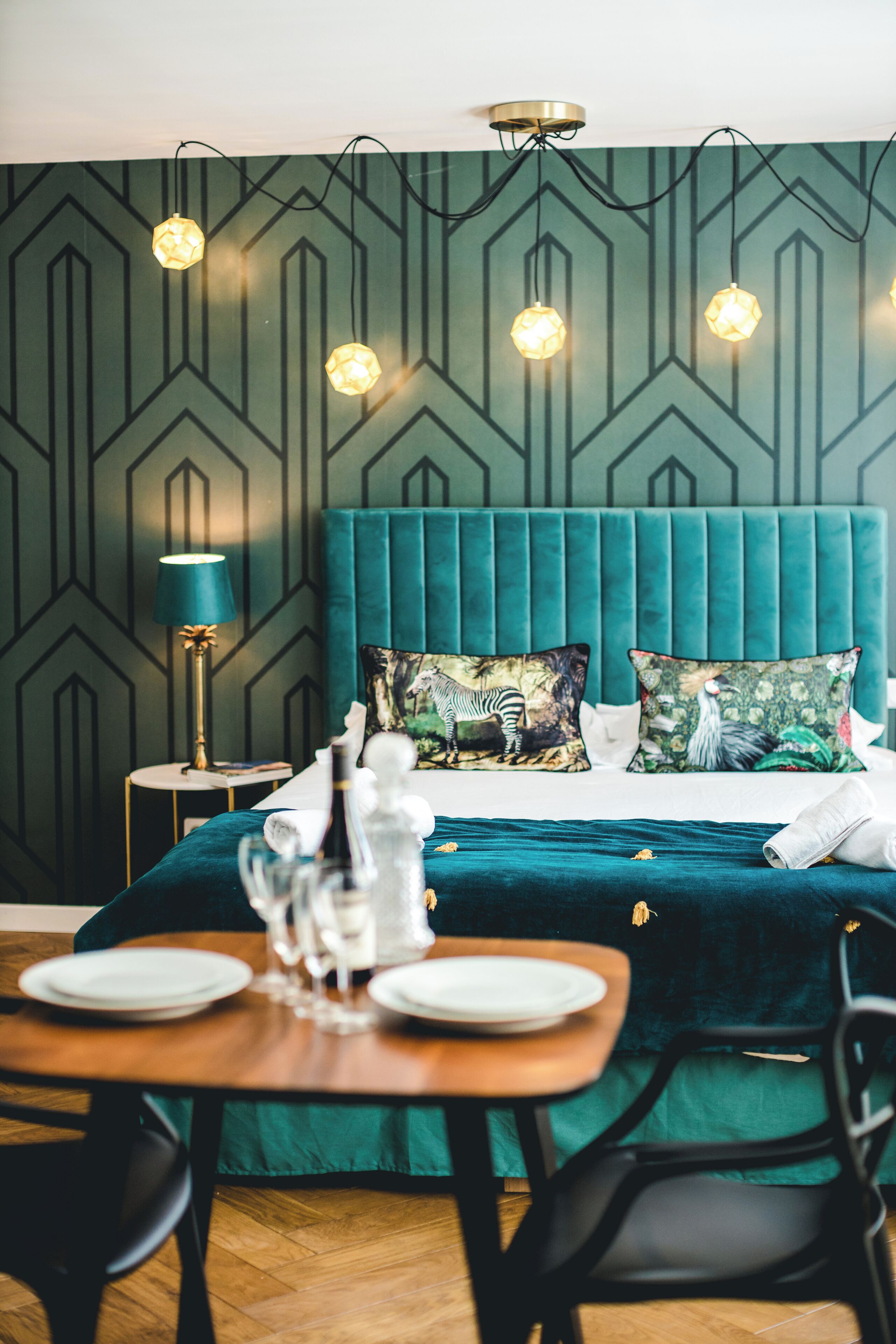 Memory foam beds, iron/ironing board, free WiFi, bed sheets