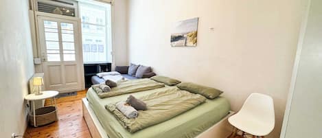 2 chambres, fer et planche Ă repasser, Wi-Fi, draps fournis
