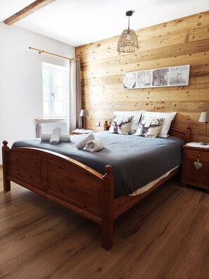 4 bedrooms, iron/ironing board, Internet, bed sheets - Mountain Chalet Hiking, Nature, Skiing near Gérardmer (Le Valtin)