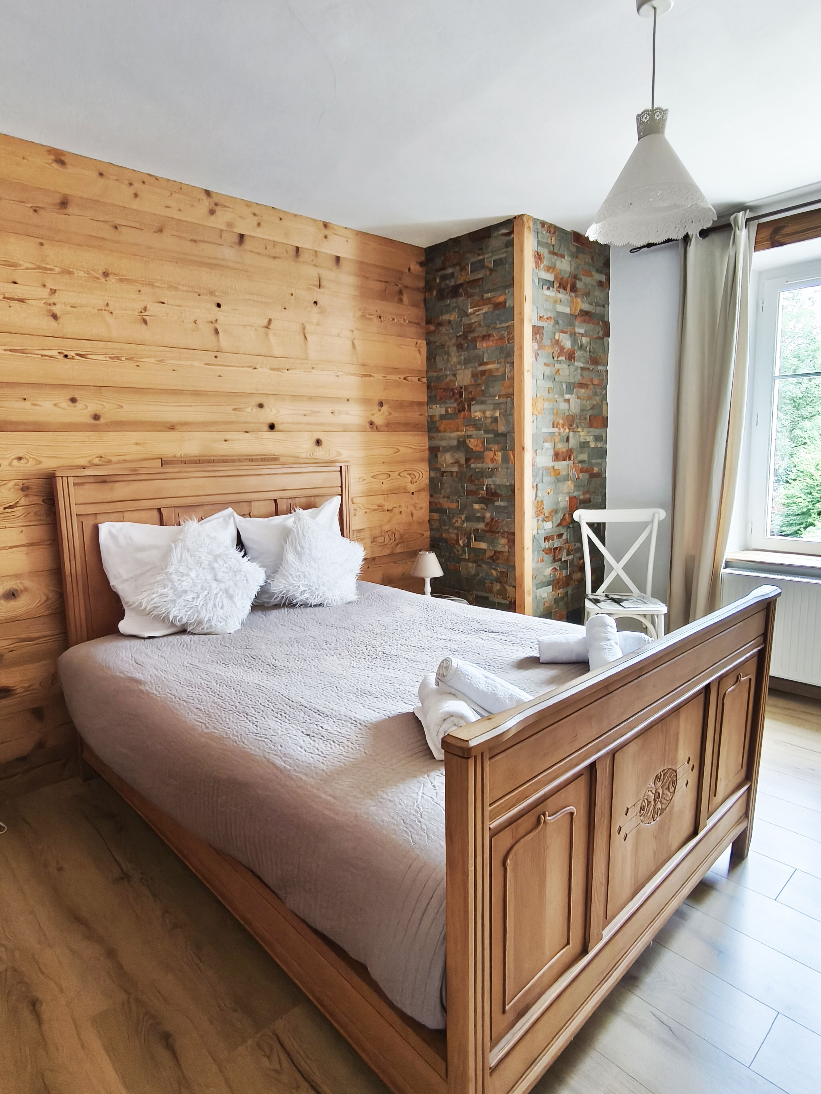 4 Schlafzimmer, Bügeleisen/Bügelbrett, Internetzugang, Bettwäsche