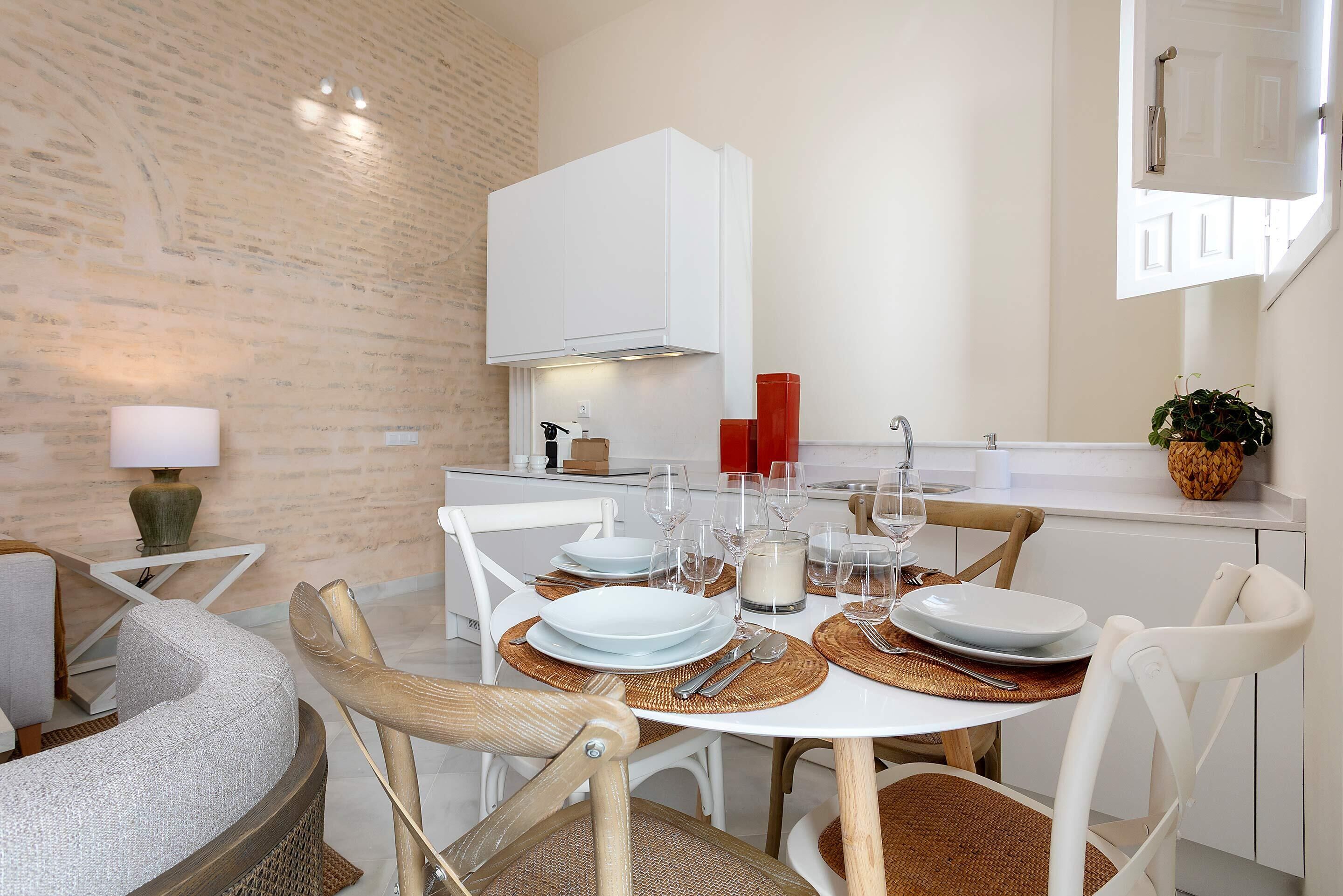Apartment (2 Bedrooms) | In-room dining