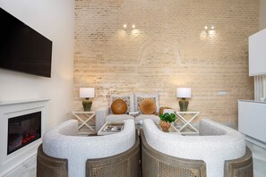 Apartment (2 Bedrooms) | Living area - Genteel Home Mendoza Ríos (Seville)