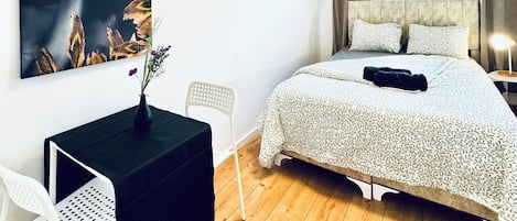 Appartement de base | Fer et planche Ă repasser