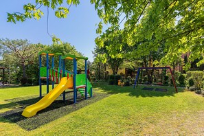 Children’s area - 2 Bedroom apartment in resort with pools (Manerba del Garda)