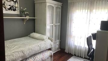 3 間睡房、熨斗/熨衫板、Wi-Fi、床單