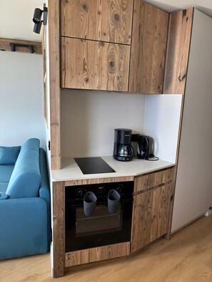 Interior - Apartment 'Median 203' with Mountain View and Balcony (Les Belleville)