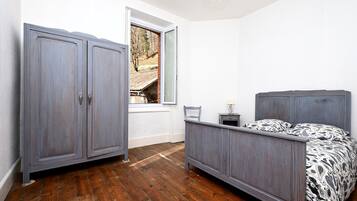 Een strijkplank/strijkijzer, wifi