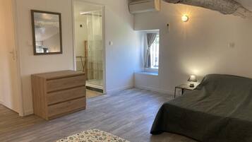 3 多间卧室、熨斗/熨衣板、WiFi