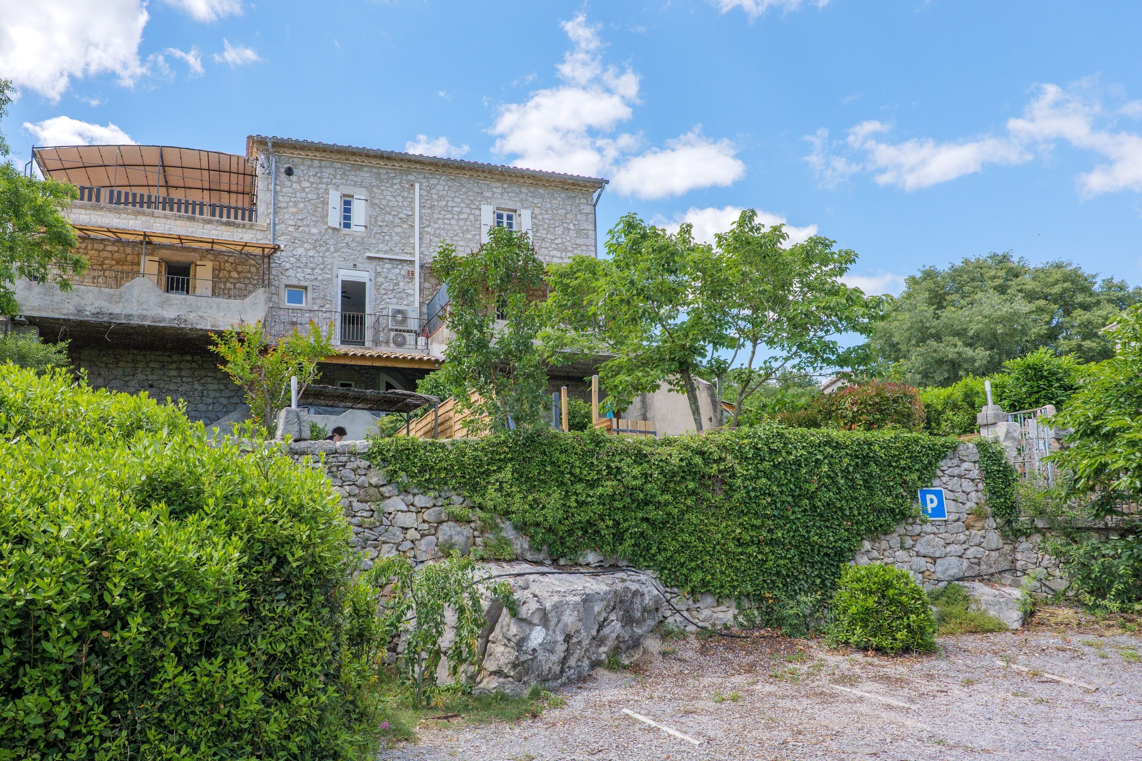Esterni