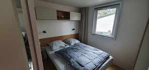 2 chambres, draps fournis