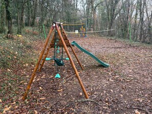 Children’s area - Tiny Home La Sarladaise with Sauna and Nordic Bath (optional) (Calviac-en-Périgord)
