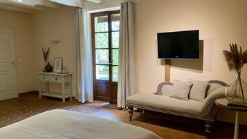 Fer et planche à repasser, Wi-Fi, draps fournis