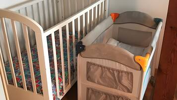 熨斗/熨衣板、WiFi、床单