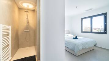 5 sovrum, strykjärn/strykbräda, wi-fi och sängkläder