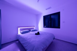 Fer et planche à repasser, Wi-Fi, draps fournis