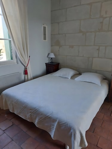 Bed and Breakfast 'Champ Du Bois' with Shared Garden and Wi-Fi