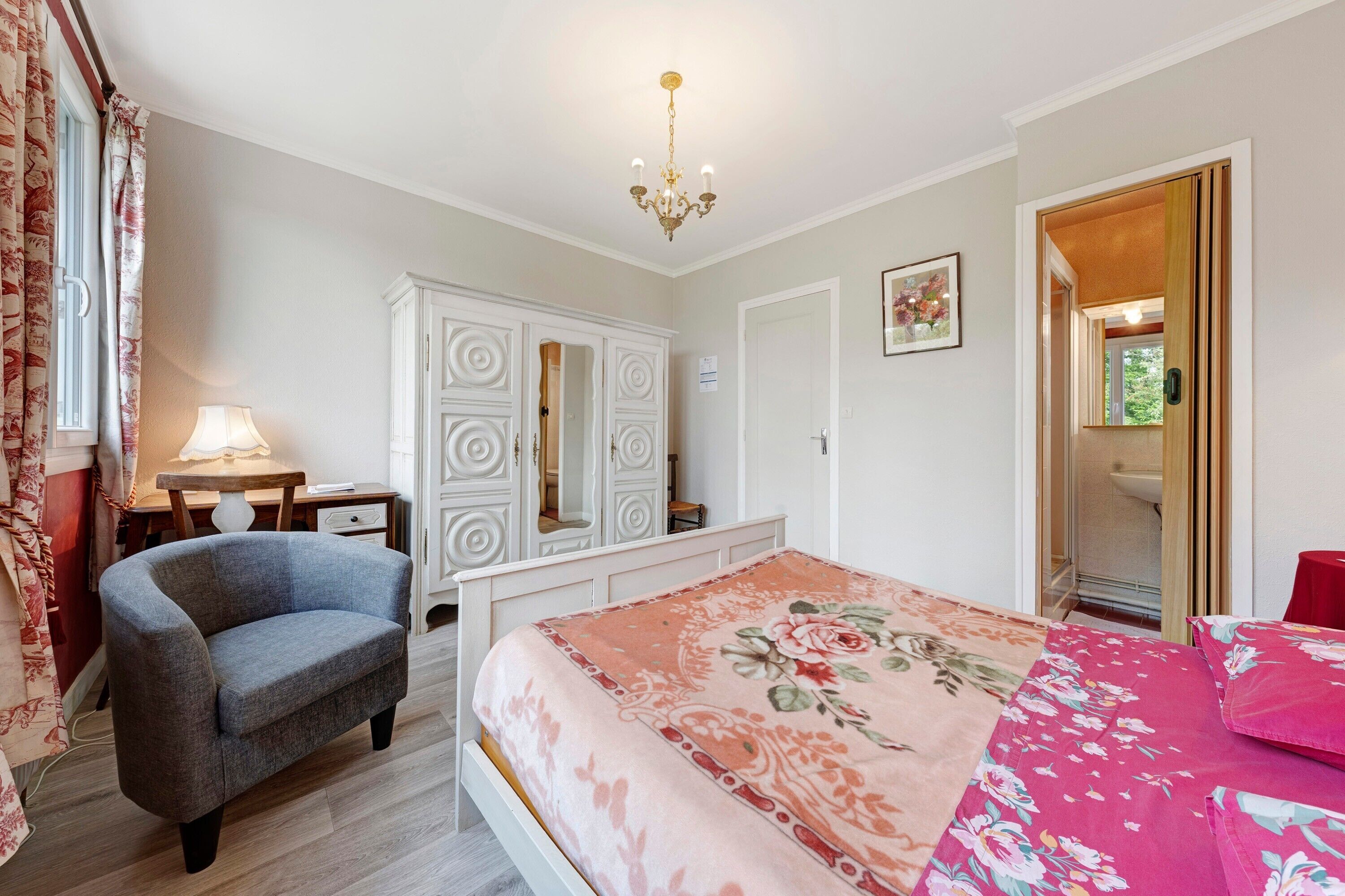 Wifi y ropa de cama