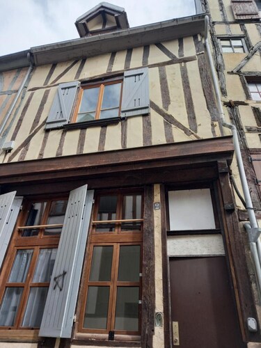 Appartement Duplex Charmant Centre Joigny - 1 avec Wi-Fi