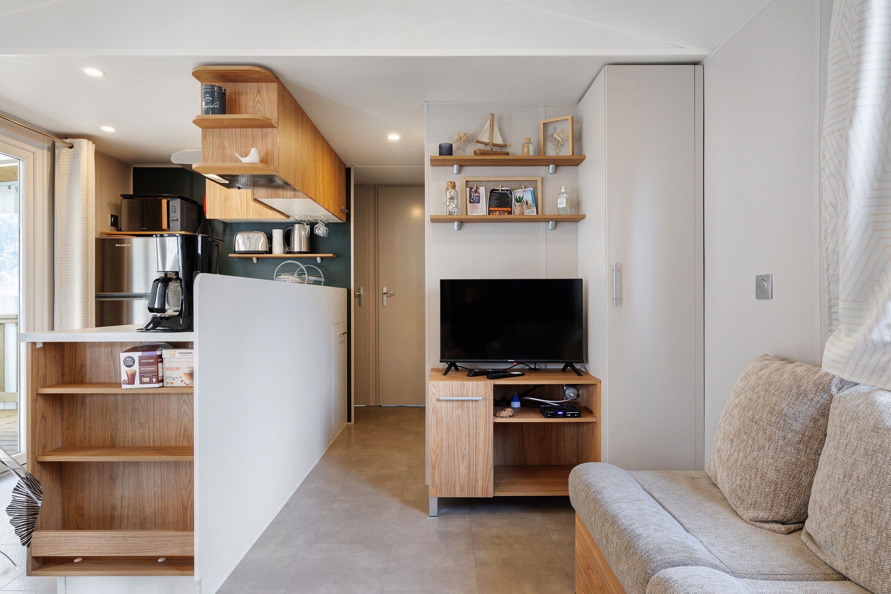 Televisio, pöytätennispöytä