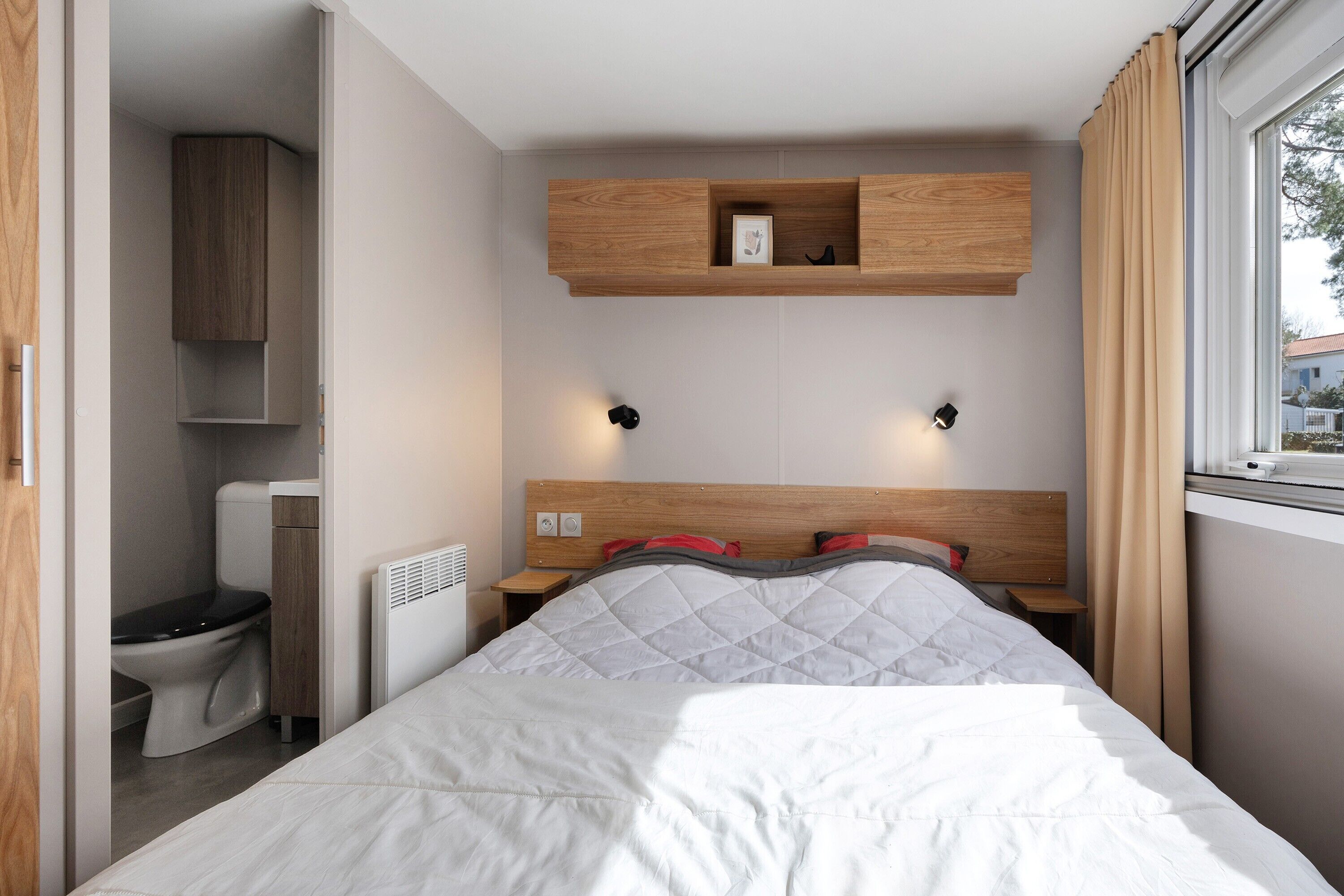 3 室のベッドルーム