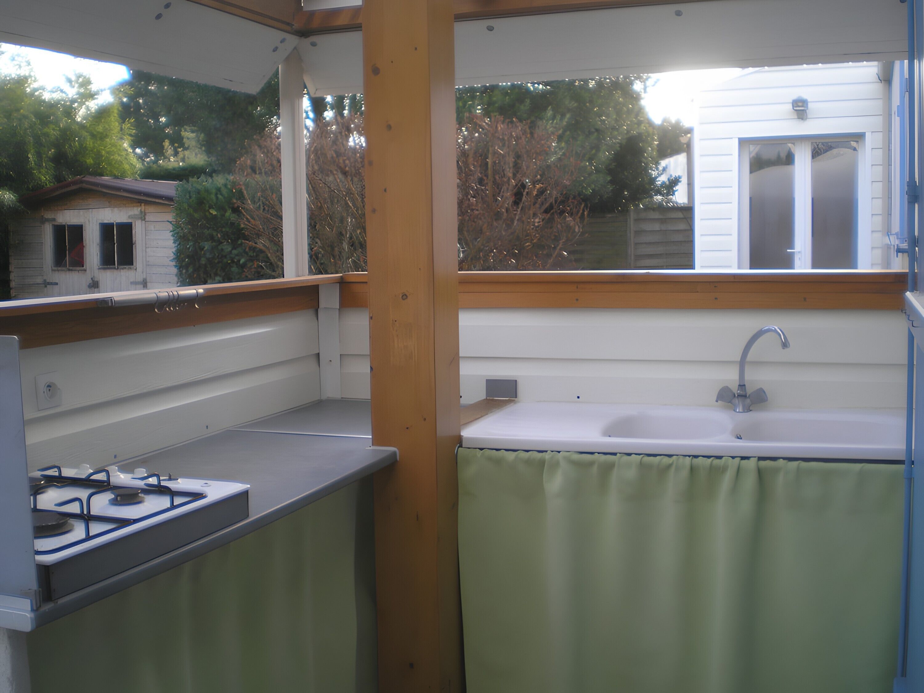 Wasserkocher mit Kaffee-/Teezubehör, Wasserkocher