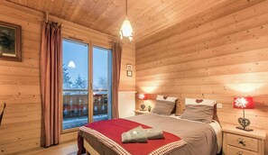 Ferros/tábuas de passar roupa, Wi-Fi, roupa de cama