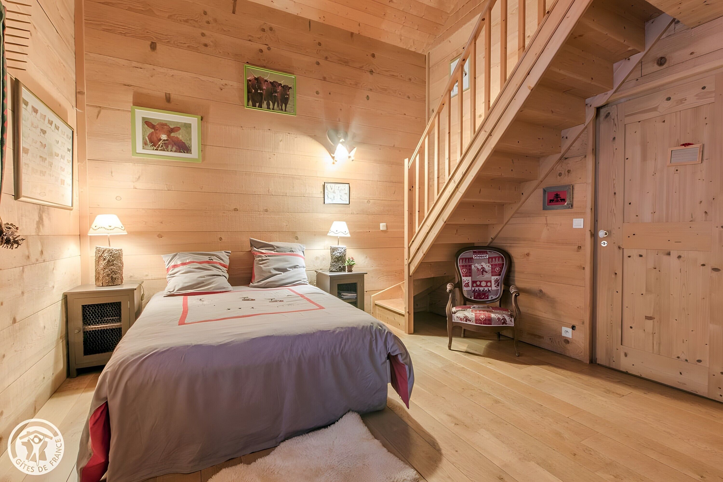 Fer et planche à repasser, Wi-Fi, draps fournis