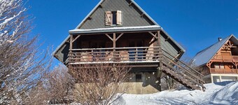 Chalet des Cimes Étoilées – Comfort and Nature in the Heart of Sancy