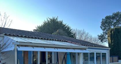 Bed & Breakfast „La Berguerie“ mit privater Terrasse und WLAN