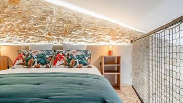 Bügeleisen/Bügelbrett, WLAN, Bettwäsche