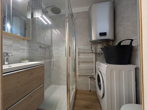 Dusche, Haartrockner