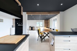 Dining - Gîte Perce Neige: Spa, Gym, Near Gérardmer and Ski Slopes (Gerbépal)