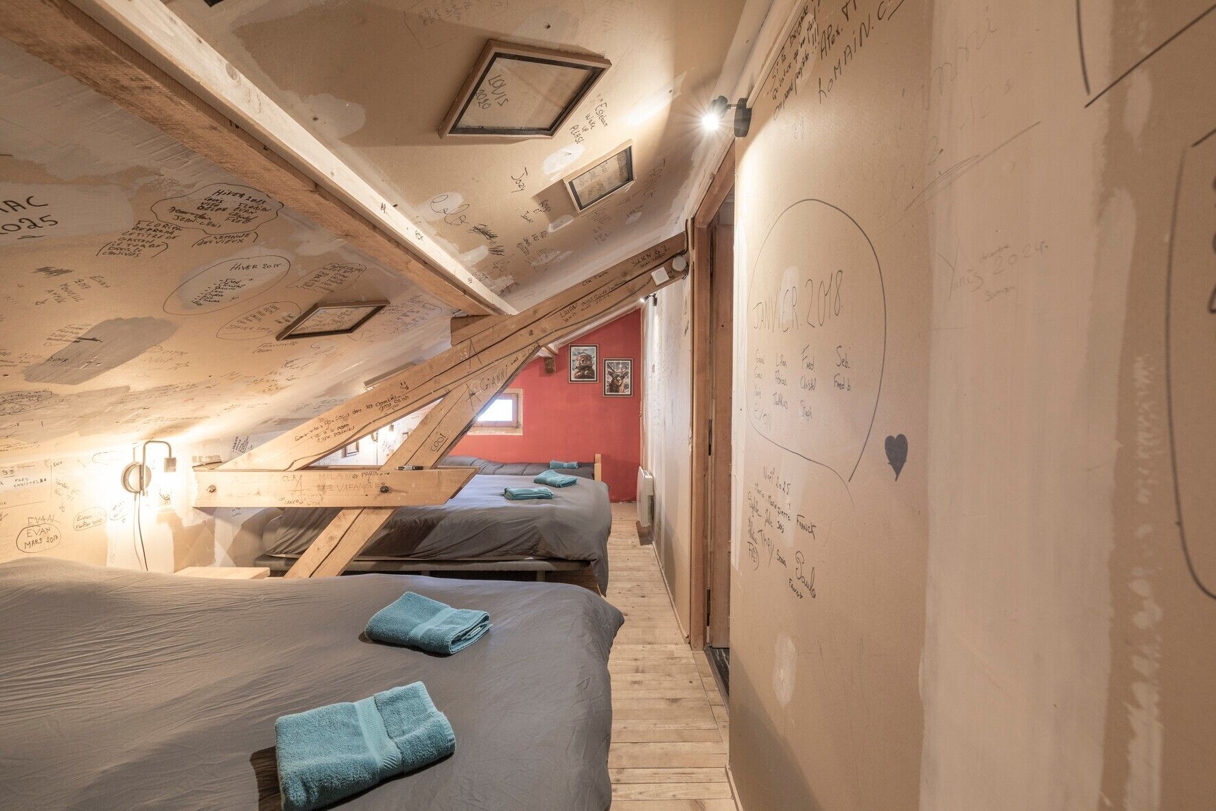 4 sovrum, strykjärn/strykbräda, wi-fi och sängkläder