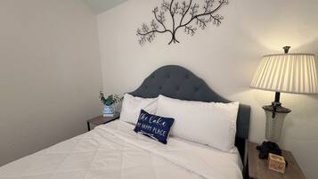 4 bedrooms, iron/ironing board, bed sheets, wheelchair access