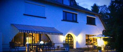 واجهة المنشأة