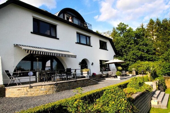 Front of property - Les Alisiers (Houffalize)