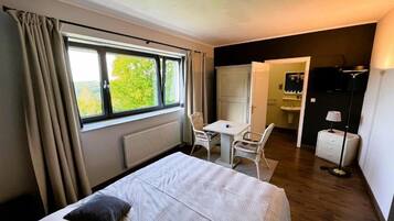 Standard Double Room, Garden View | Down duvets, rollaway beds, free WiFi, bed sheets