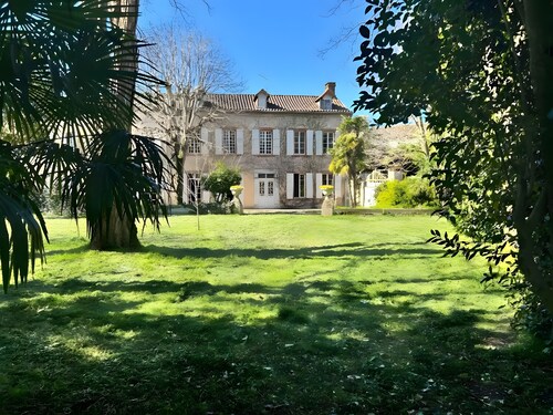 Room 7 with Shared Terrace, Communal Garden and Wi-Fi