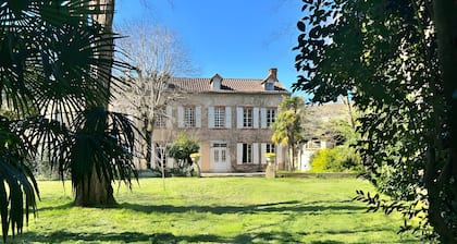 Room 9 with Shared Terrace, Communal Garden and Wi-Fi
