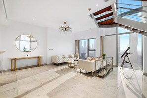 Living area - 2BR Duplex DIFC Museum of the Future (Dubai)