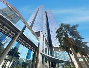 Exterior - 2BR Duplex DIFC Museum of the Future (Dubai)